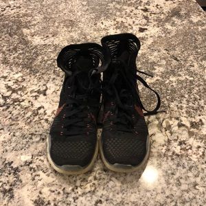 Kobe 10 elite rose gold.